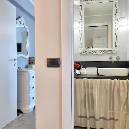 Le Vele Di Angela * Genua