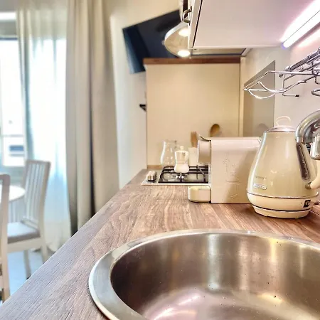 Le Vele Di Angela * 热那亚